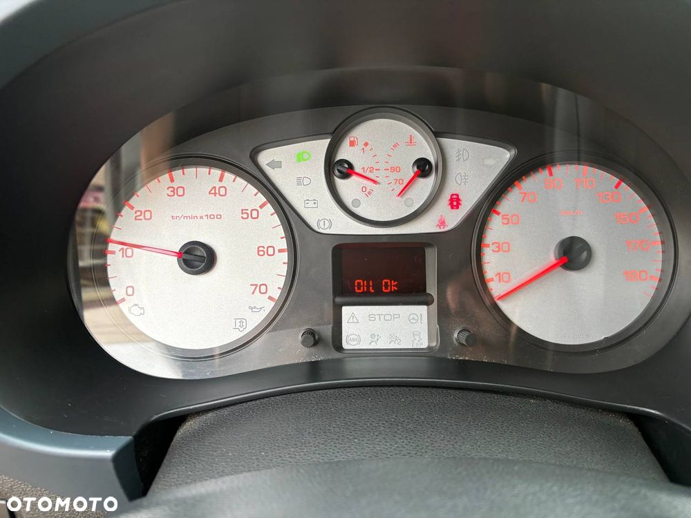 Peugeot Partner - 11