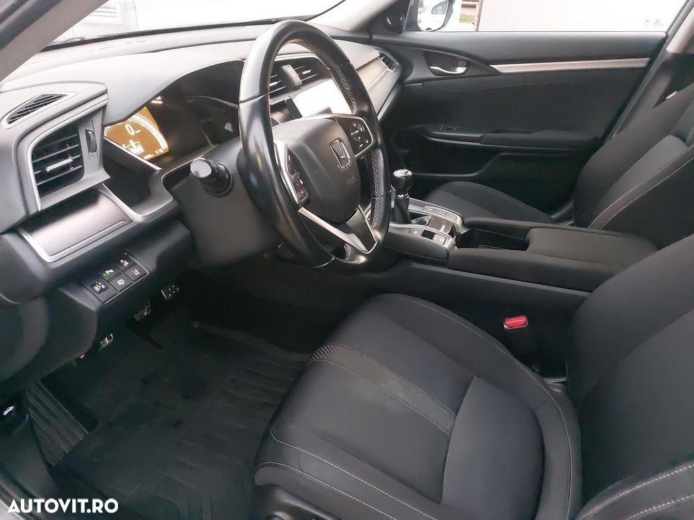 Honda Civic 1.5 i-VTEC Turbo Elegance - 13