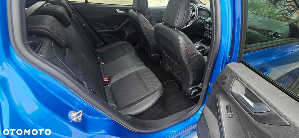 Ford Focus 2.0 TDCi ST-2 PowerShift - 16