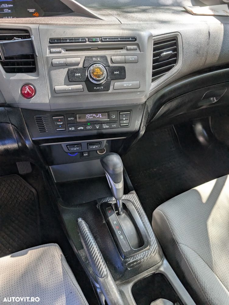 Honda Civic 1.8i Aut Sport - 9