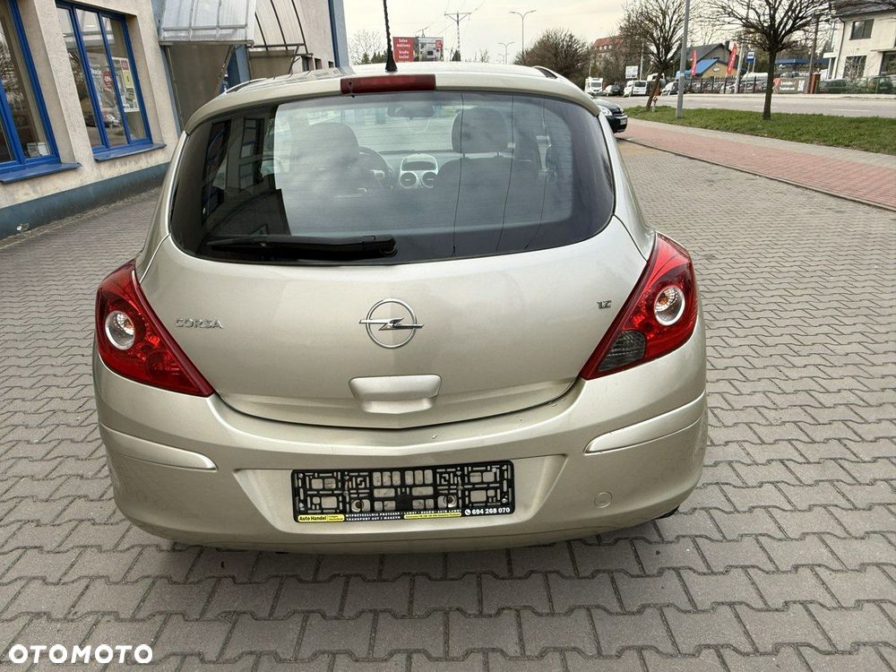 Opel Corsa - 11