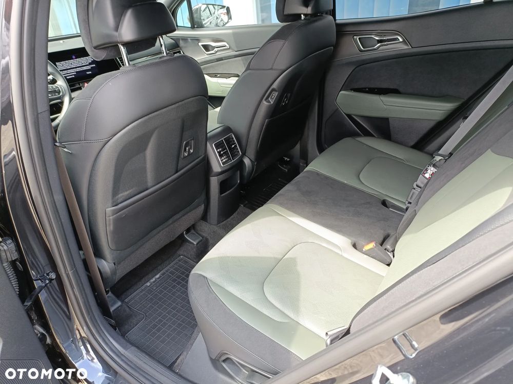 Kia Sportage 1.6 T-GDI Anniversary 2WD - 32