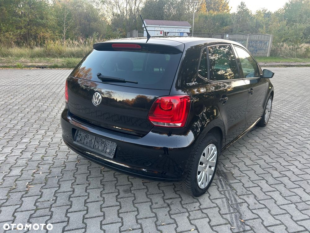 Volkswagen Polo 2011 photo 5