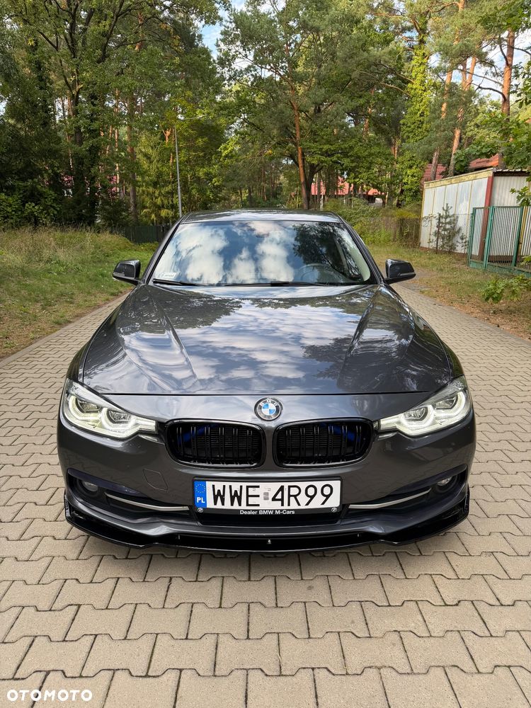 BMW Seria 3 318d - 4