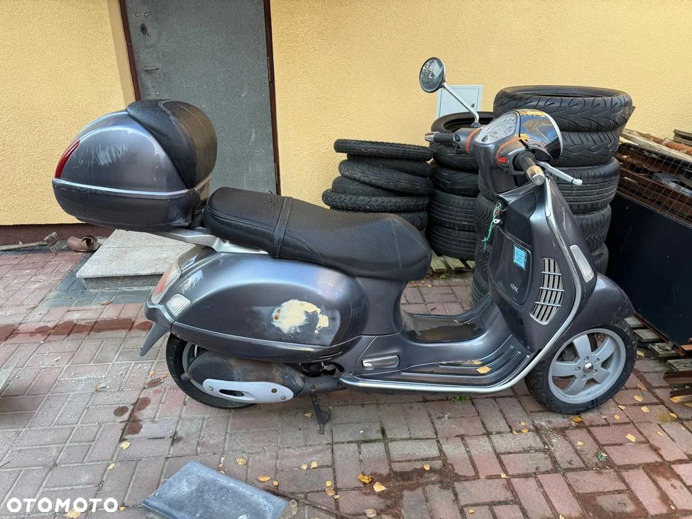 Vespa Grantourismo - 4
