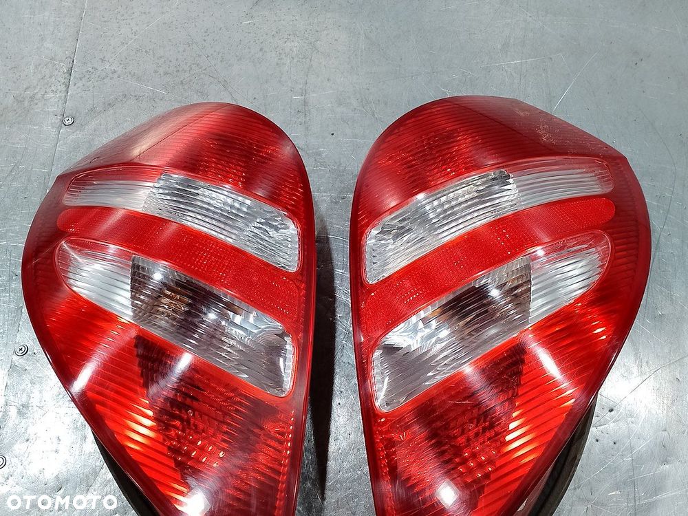 LAMPY TYŁ KOMPLET MERCEDES-BENZ W169 A1698200464R   A1698200364L HATCHBACK - 12