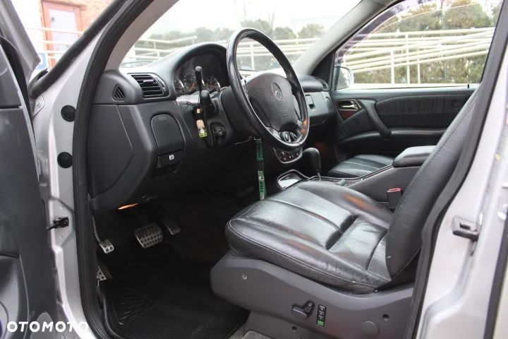 Mercedes-Benz ML 400 CDI Final Edition - 17