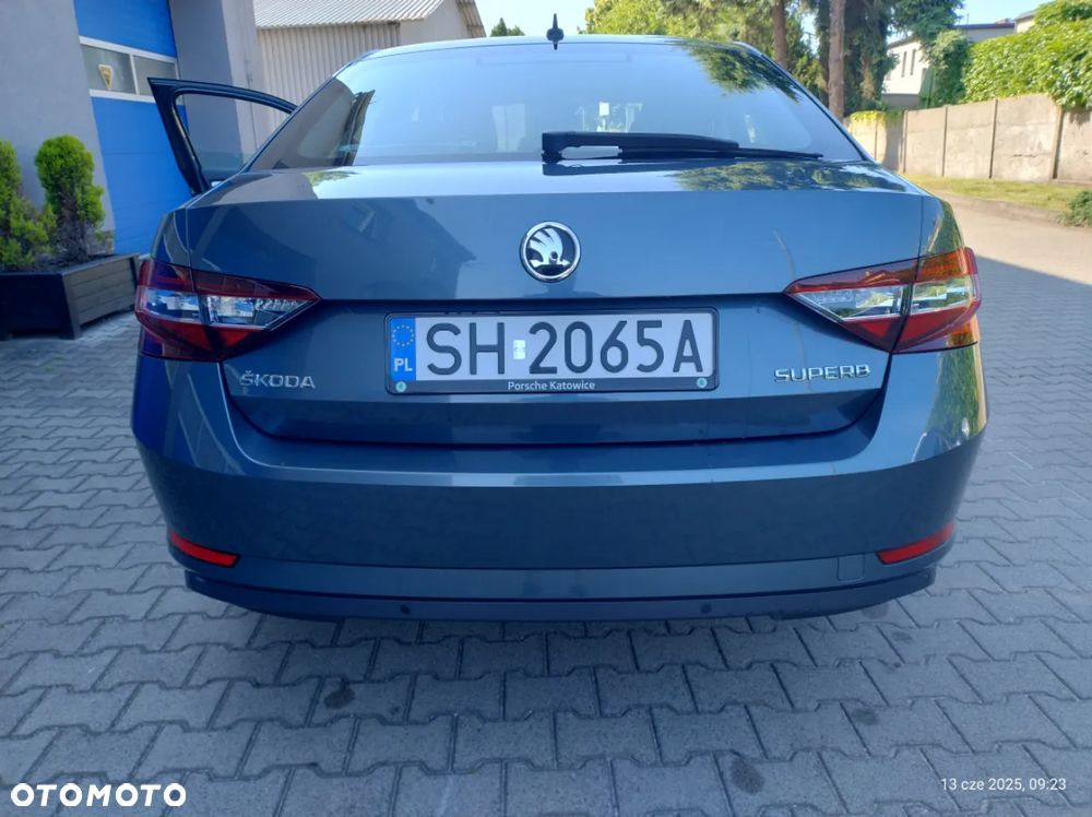 Skoda Superb 2.0 TDI Ambition - 5