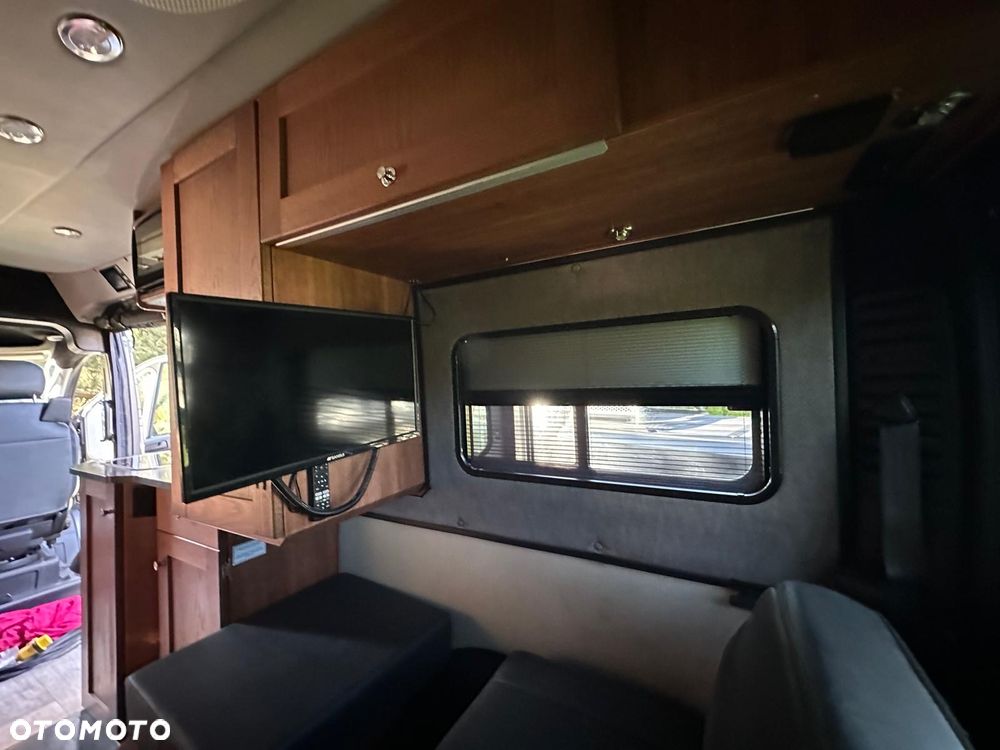 Dodge Promaster Camper 5 - 18