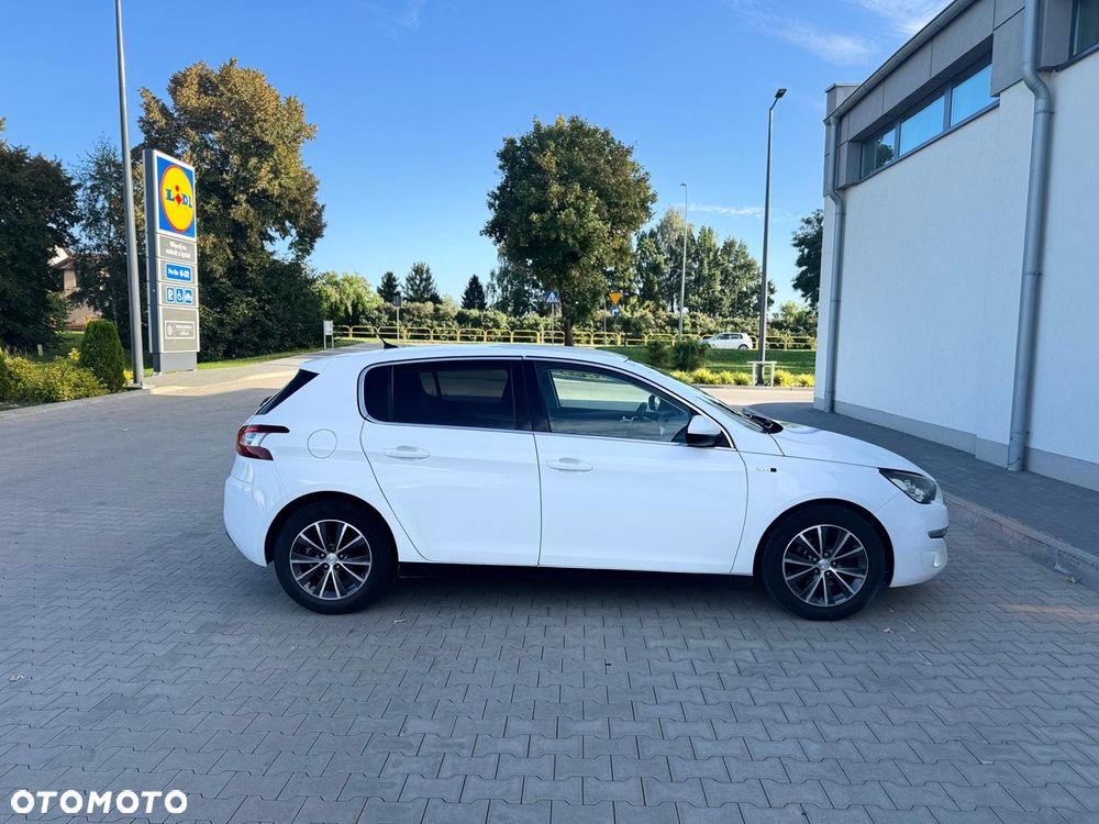 Peugeot 308 1.6 BlueHDi Allure S&S - 19