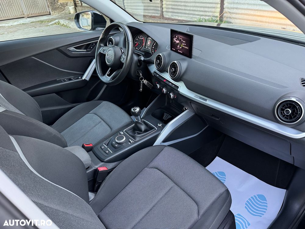 Audi Q2 1.0 TFSI ultra design - 11