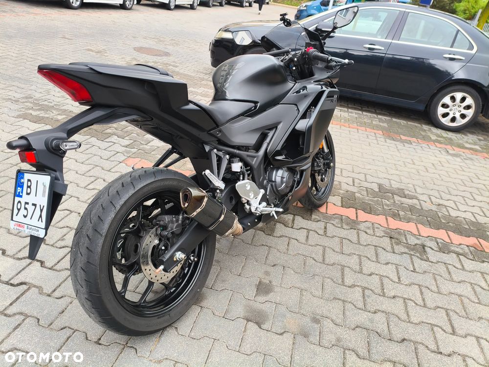 Yamaha R3 - 8