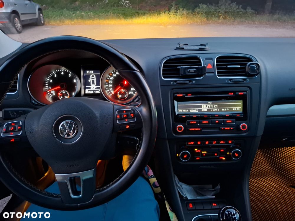 Volkswagen Golf 1.4 TSI MATCH - 10