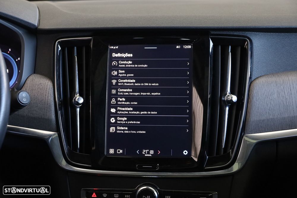 Volvo V90 Cross Country 2.0 B4 AWD - 30