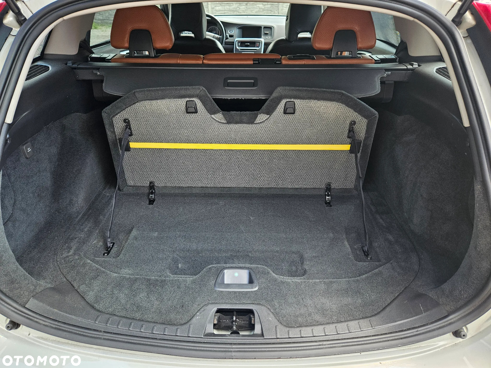 Volvo V60 D2 Momentum - 19
