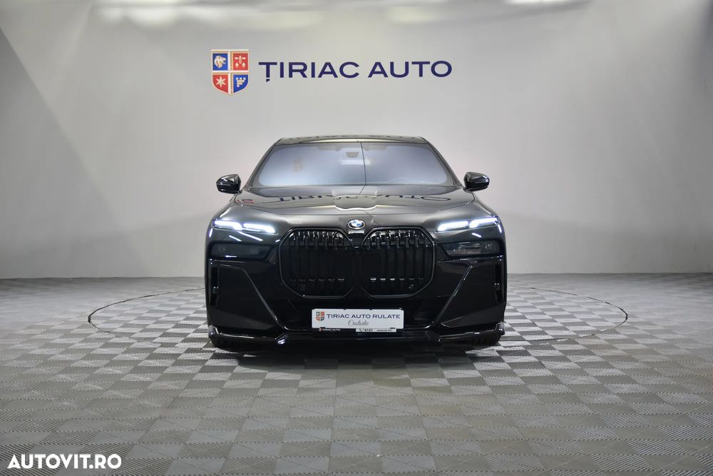 BMW Seria 7 740d xDrive MHEV - 9