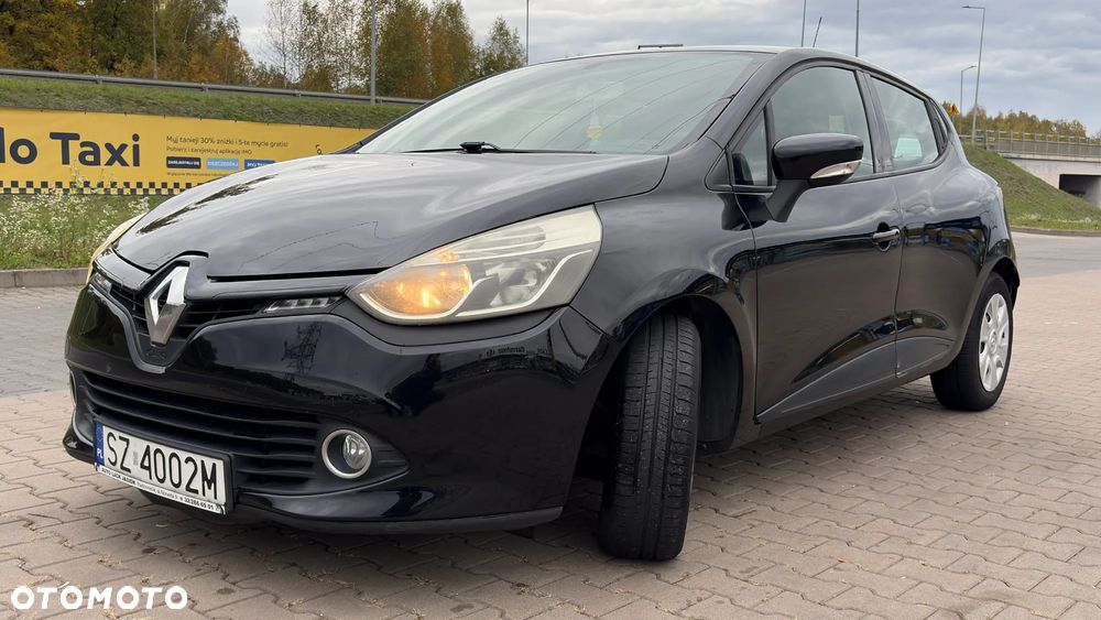 Renault Clio 2012 photo 2