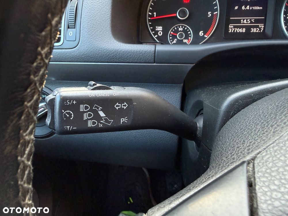 Volkswagen Touran 2.0 TDI DPF Freestyle - 18