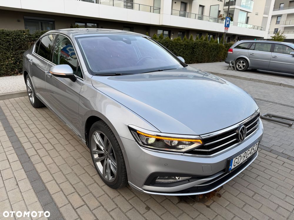 Volkswagen Passat 1.5 TSI EVO Elegance DSG - 4