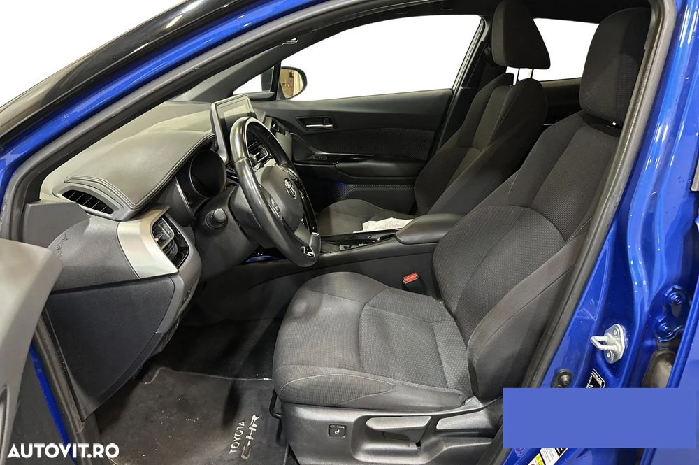 Toyota C-HR Lounge - 3