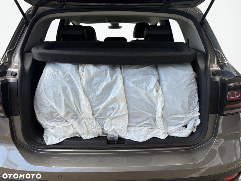 Volkswagen T-Cross - 26