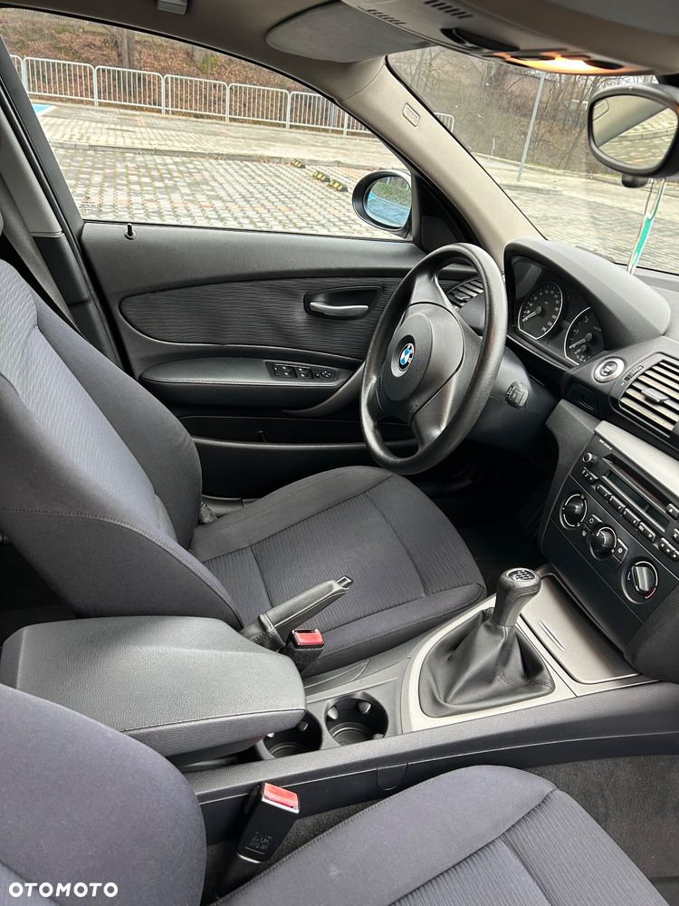 BMW Seria 1 - 11