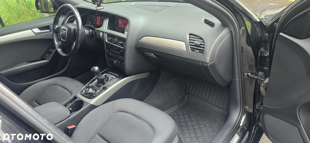 Audi A4 Avant - 12