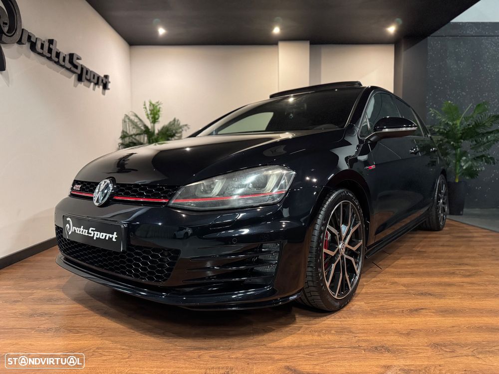 VW Golf GTI Performance BlueMotion DSG - 3