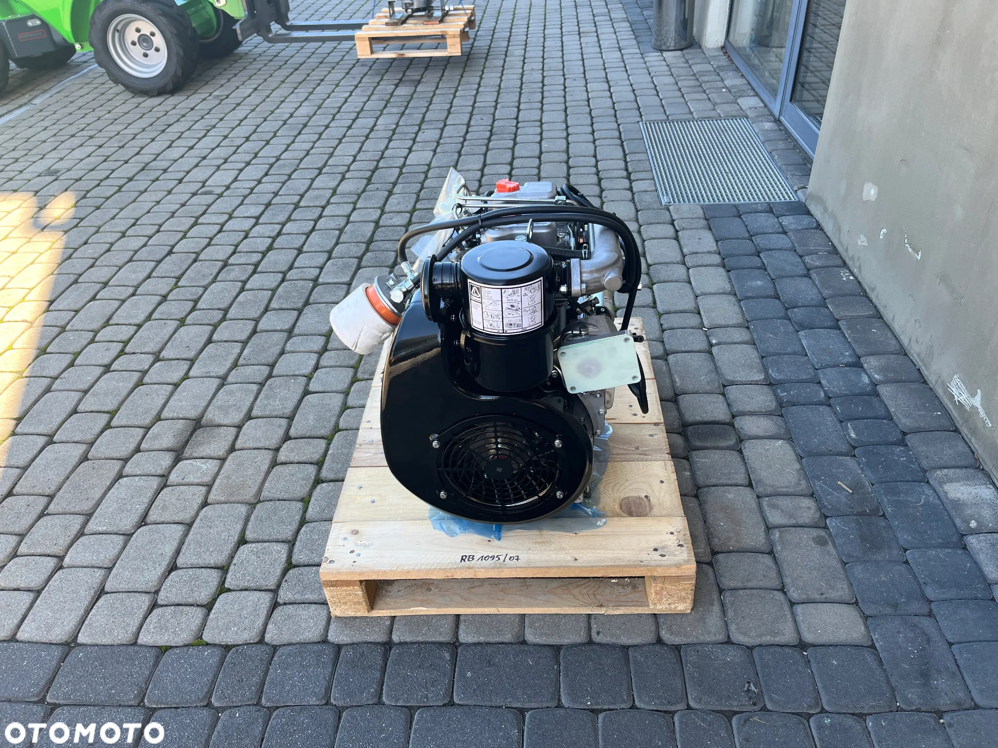 SILNIK Lombardini 12LD 477/2 KOHLER HATZ 2G40 10161netto - 10