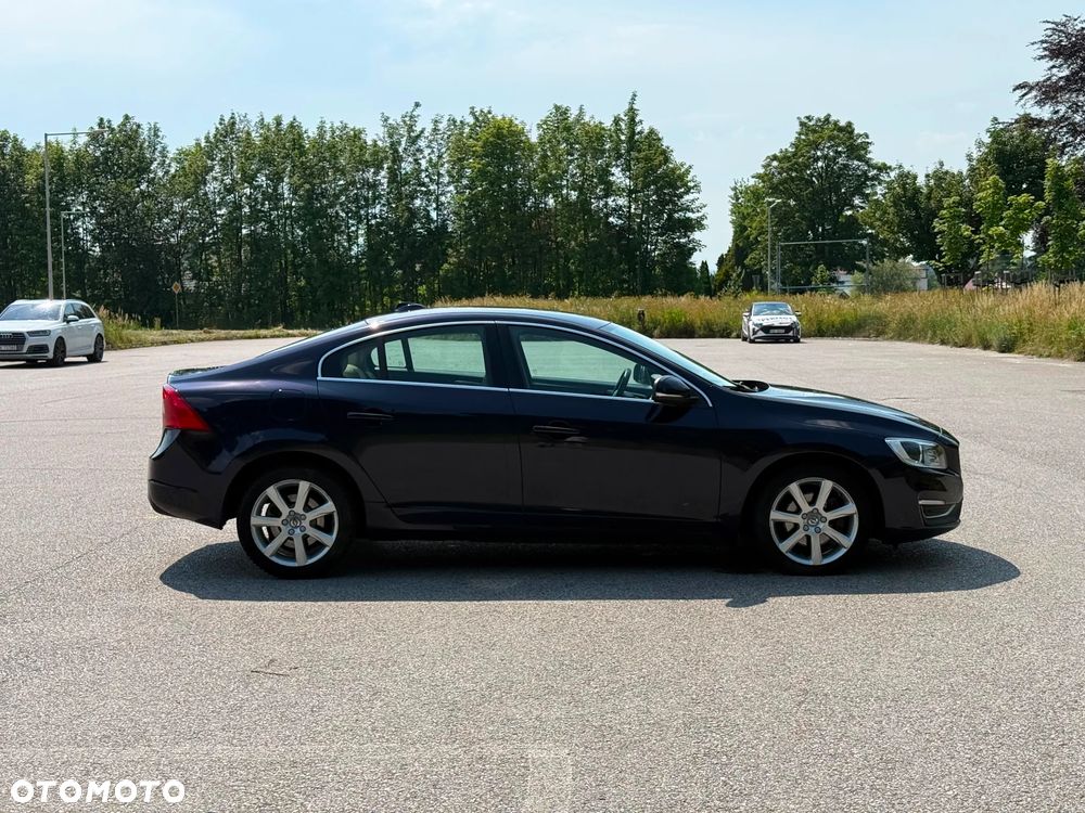 Volvo S60 D3 Drive-E Summum - 6