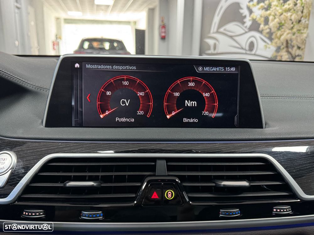 BMW 740 d xDrive Pack M Auto - 46
