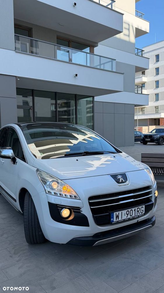 Peugeot 3008 2.0 HDi HYbrid4 - 17