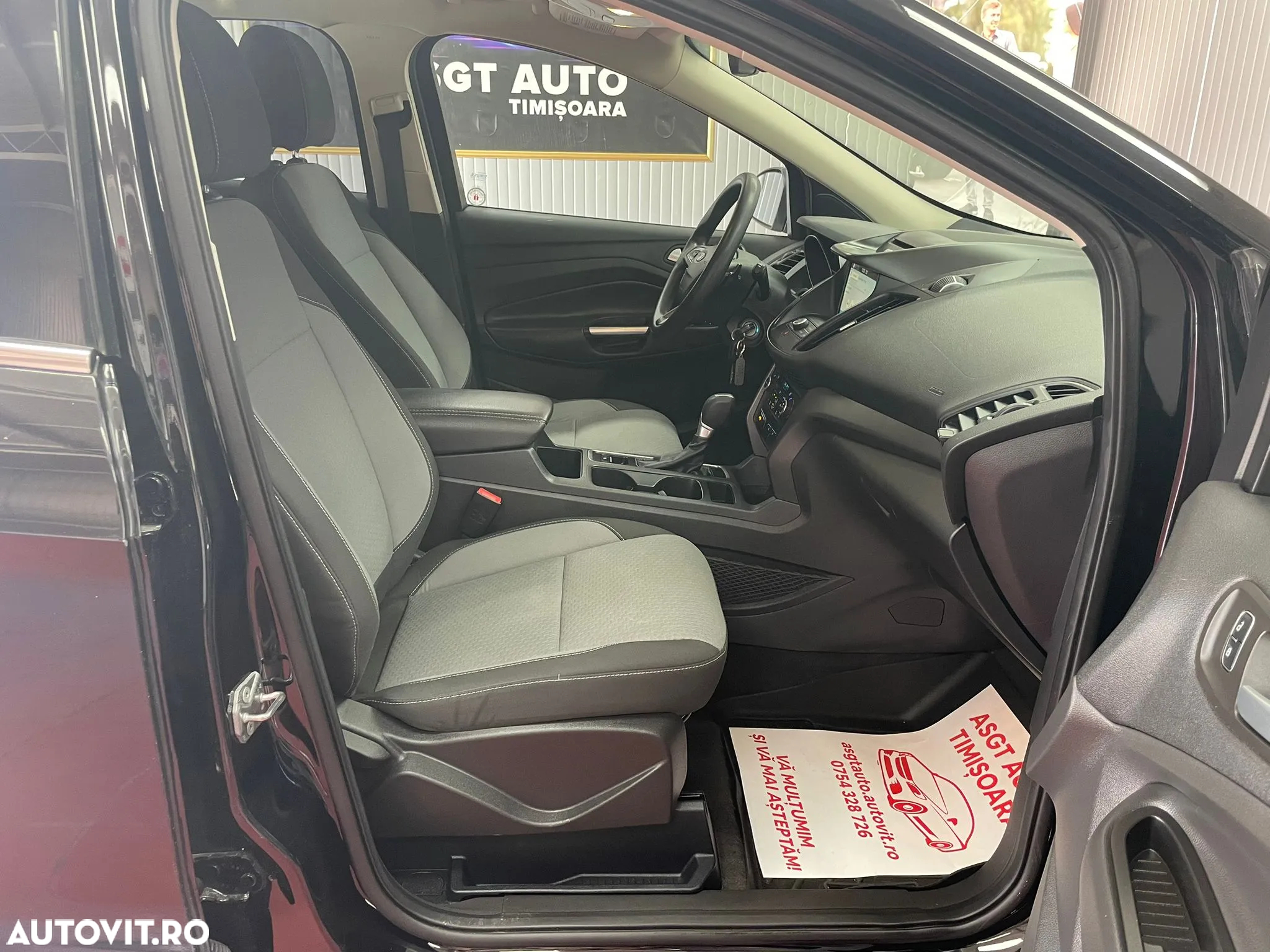 Ford Kuga - 16