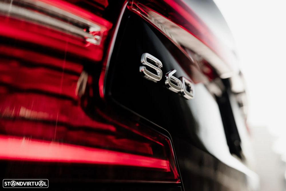 Volvo S60 T8 Recharge AWD Ultimate Dark - 11