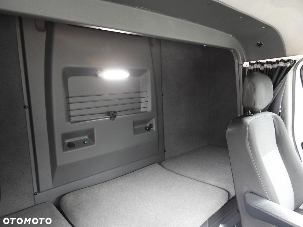 Renault MASTER PLANDEKA 10 PALET WEBASTO TEMPOMAT NAWIGACJA KLIMATYZACJA LEDY PNEUMATYKA  165KM - 38
