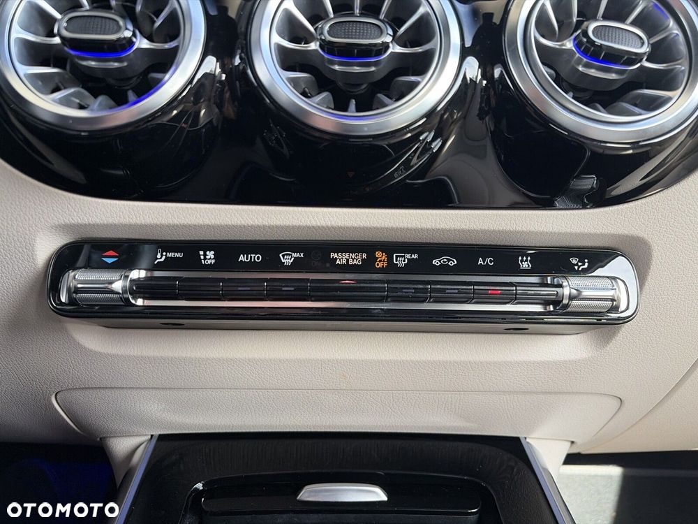 Mercedes-Benz EQA 250 66.5kWh Progressive - 28
