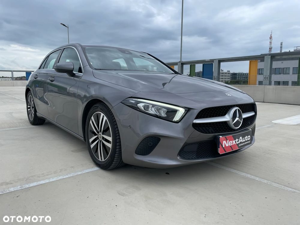 Mercedes-Benz Klasa A 180 Progressive 7G-DCT - 2
