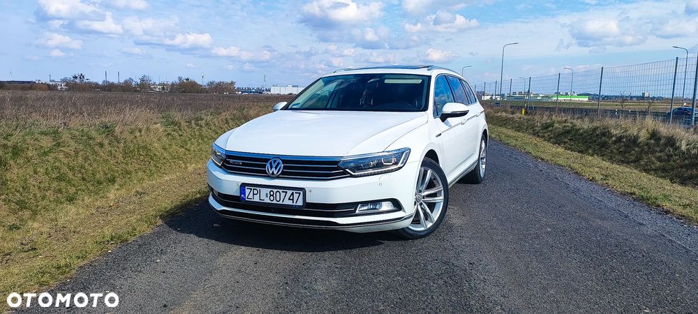 Volkswagen Passat - 2