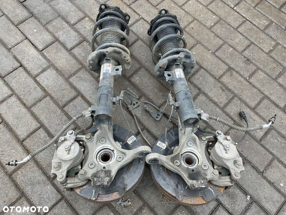 KIA NIRO ZWROTNICA PRZÓD PRAWA - 3