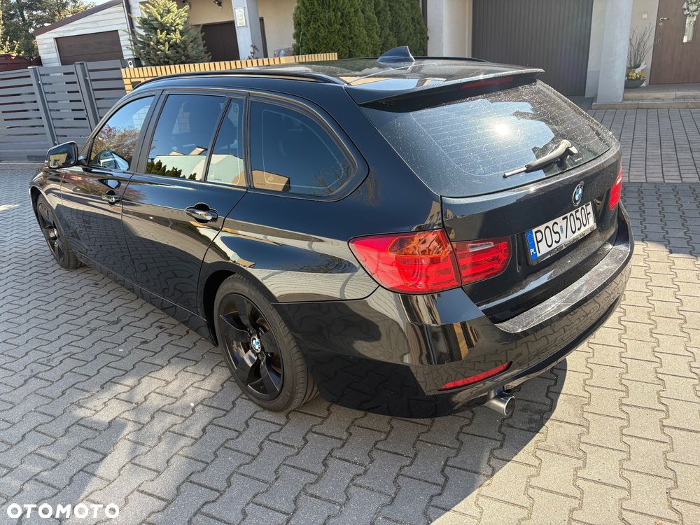 BMW Seria 3 320d Efficient Dynamics Edition Blue Perf Luxury Line - 4