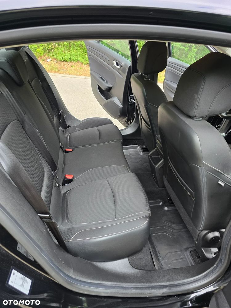Renault Megane 1.6 SCe Life - 23