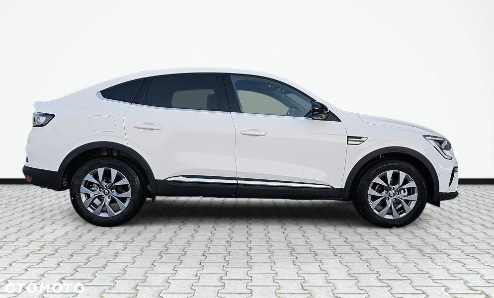 Renault Arkana 1.6 E-TECH Techno MMT - 8
