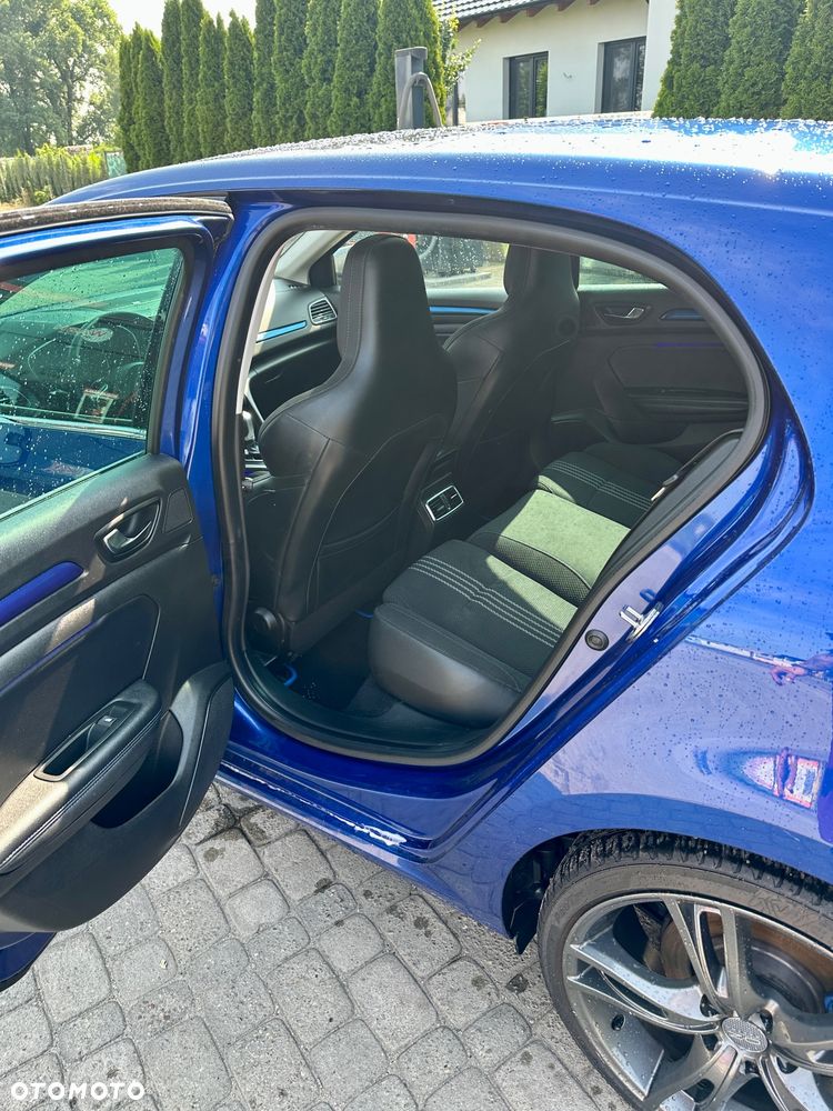 Renault Megane ENERGY TCe 205 EDC GT - 10