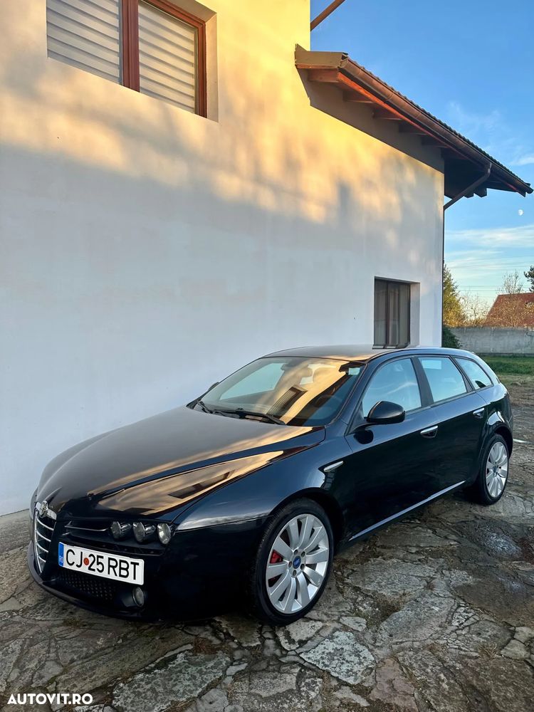 Alfa Romeo 159 - 2