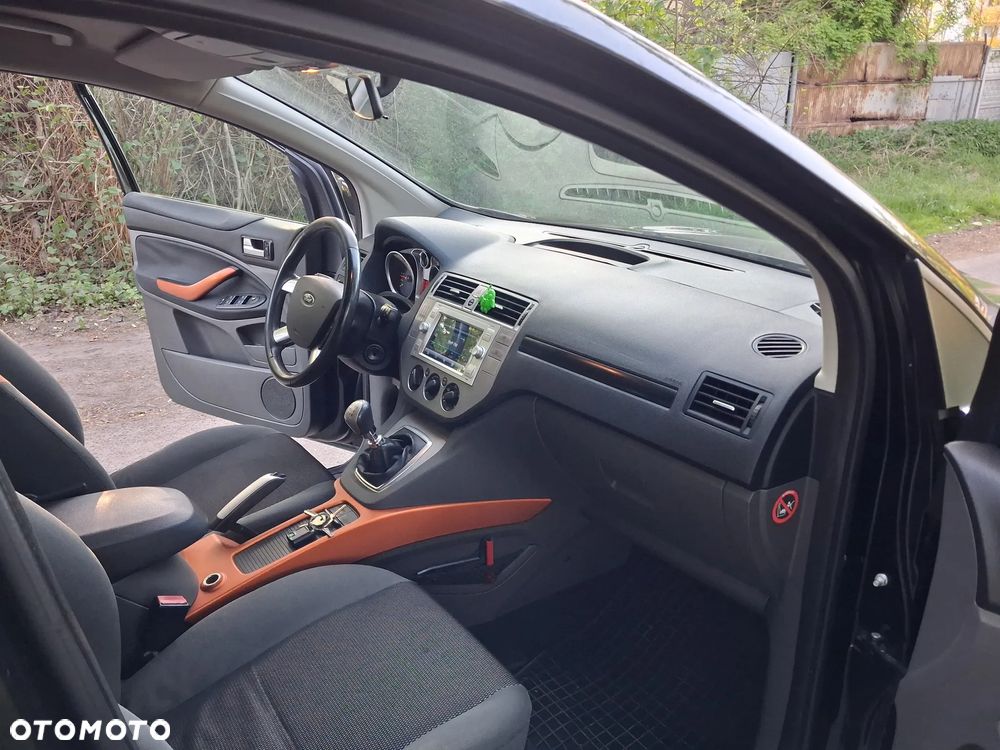 Ford Kuga 2.0 TDCi 2x4 Trend - 8
