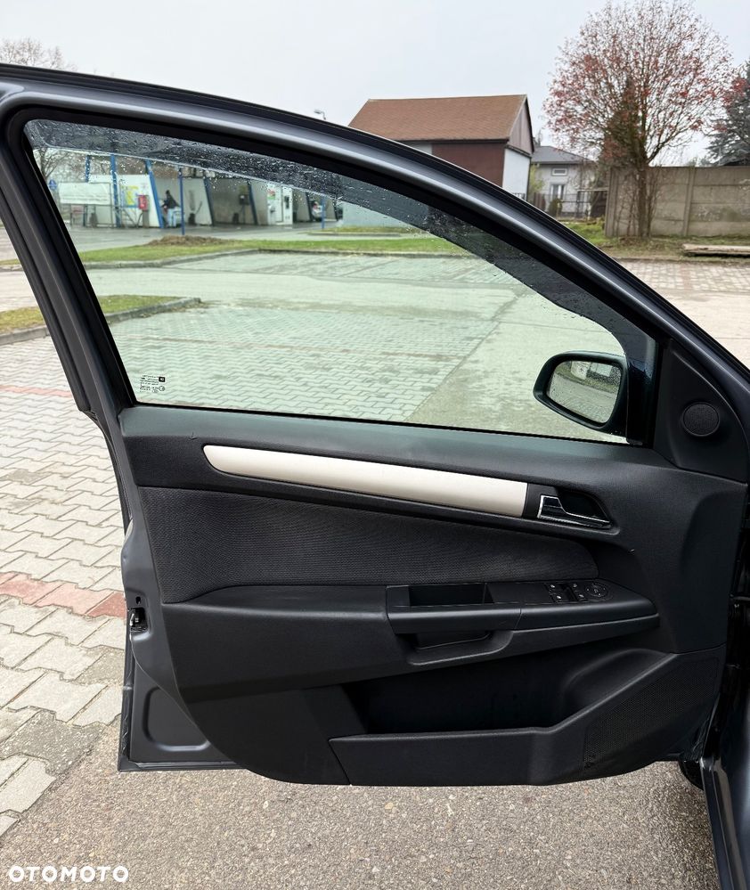 Opel Astra - 10