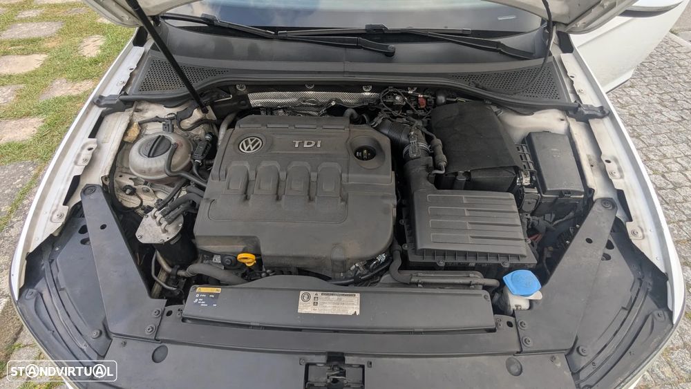 VW Passat Variant 1.6 TDI (BlueMotion ) Trendline - 23