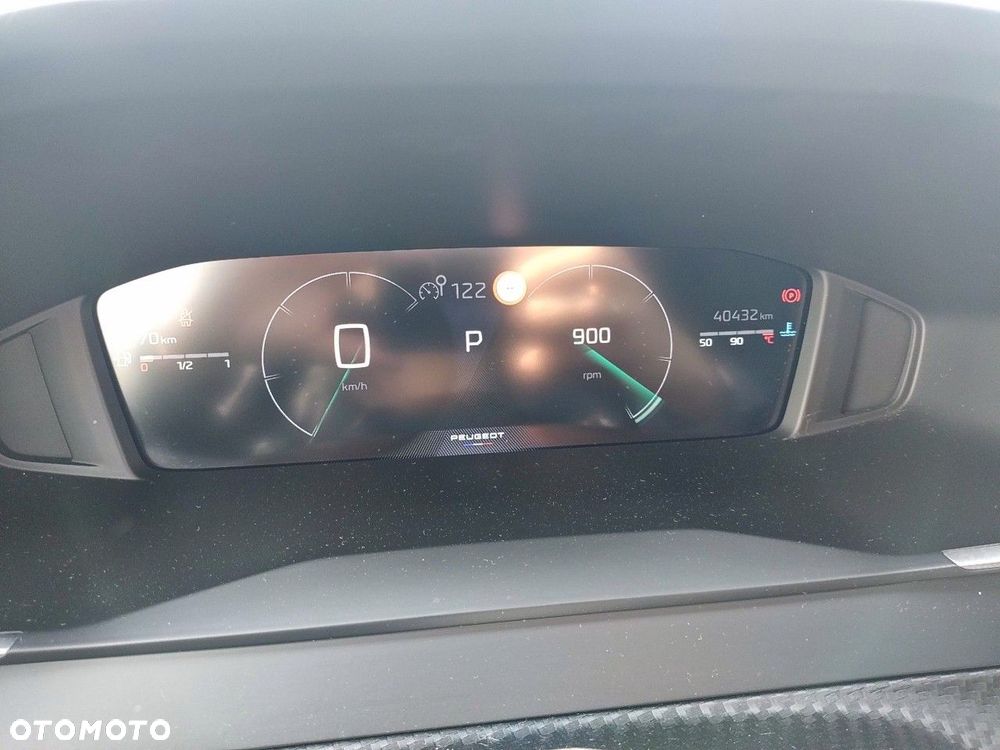 Peugeot 2008 1.2 PureTech Allure S&S EAT8 - 17