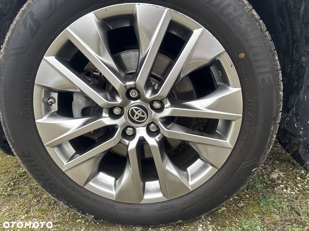 Toyota RAV4 - 20