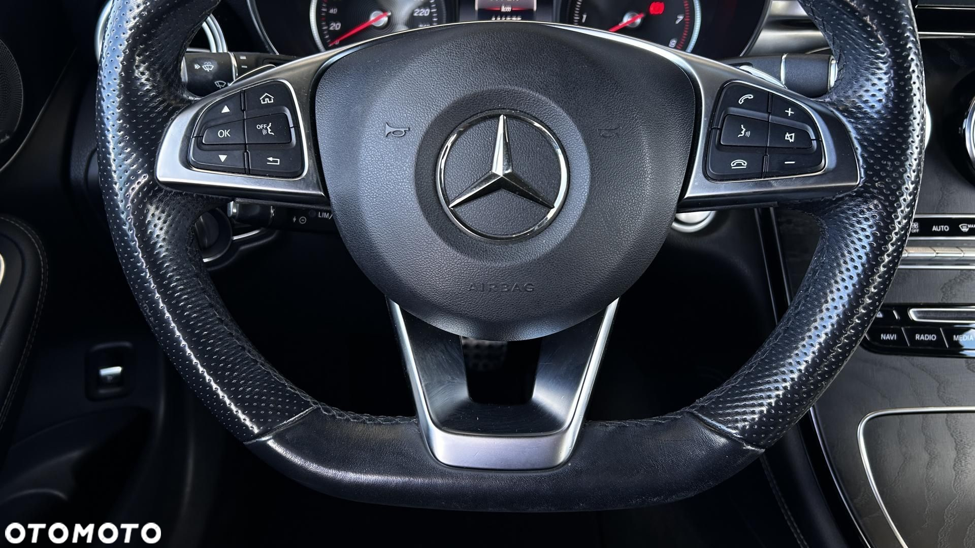 Mercedes-Benz GLC - 16